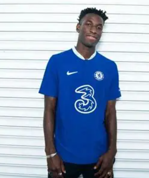 拜仁慕尼黑引援策略調(diào)整：杰克遜或離隊(duì)，凱恩替補(bǔ)成新焦點(diǎn)