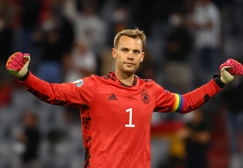 諾伊爾談拜仁勝勒沃庫森后展望巴黎對決：勝負(fù)五五開